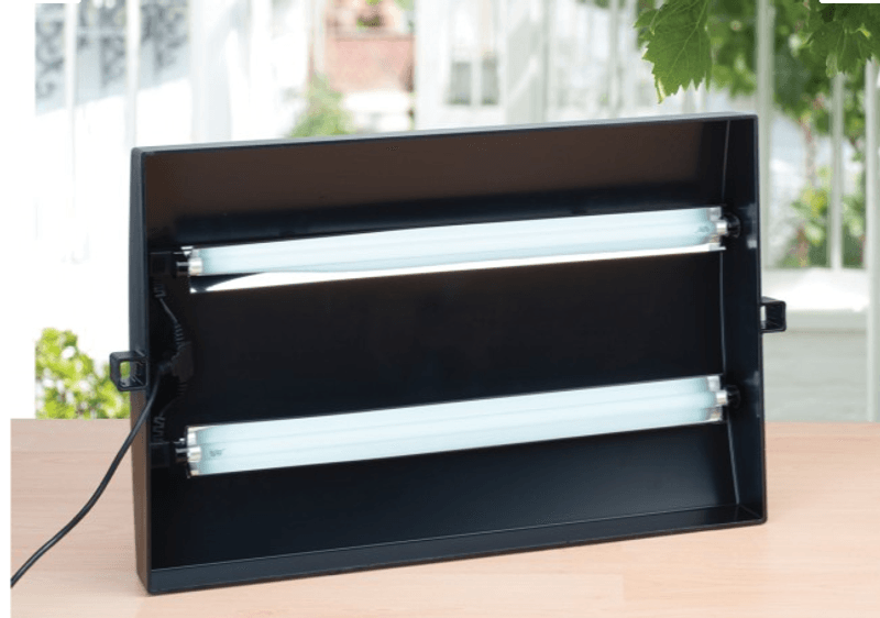 Kjøkken dyrker. To 16w  LED 
